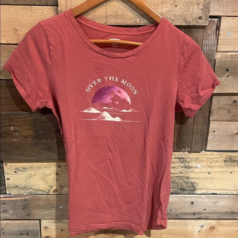 Old Navy Over the Moon Graphic Tee - coral